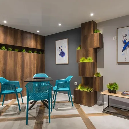 Casa Paradiso アパートホテル 4*