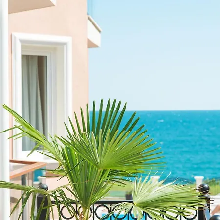 Casa Paradiso * 阿赫托波尔